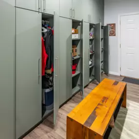 Bild von The Tailored Closet of Wichita