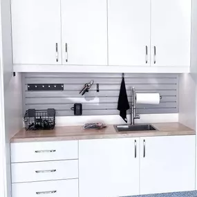 Stay organized and productive with custom cabinets and workspaces. ????️???? Whether you’re storing tools or creating a hobby space, we’ve got you covered. - Book your free consultation today!