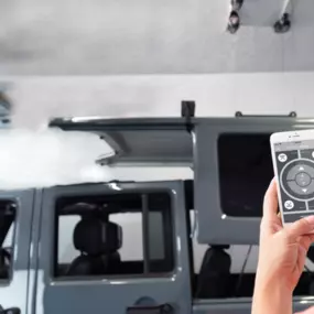 Modern convenience meets garage organization. ???????? From smart lighting to automated storage lifts, bring tech into your space. Let’s plan your garage upgrade with smart features!