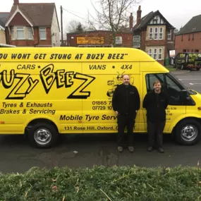 Bild von Buzy Beez Tyres & Exhausts