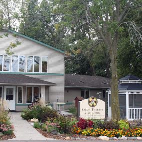 An innovative palliative care community in Shoreview, Minnesota, Saint Therese at St. Odilia allows individuals with a serious illness to experience the kind of enhanced care and quality of life they deserve – all in an intimate and peaceful setting.