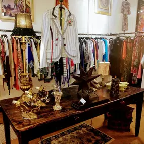 Bild von Redoux Consignment Boutique