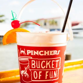 Seafood Restaurant | Fun Cocktails | Pinchers | Florida