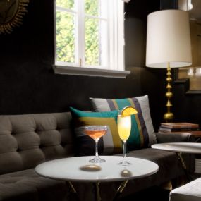 Lounge at Maison 140 is a boutique hotel in Beverly Hills.