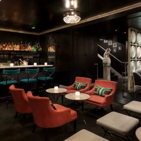 Lounge at Maison 140 is a boutique hotel in Beverly Hills.