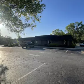 Outside view of the State Employees' Credit Union Smithfield-Bright leaf blvd branch