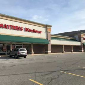 Bild von Mattress Warehouse of Altoona - Falon Lane