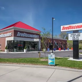 Tire Discounters on 138 Raider Lane in Chattanooga