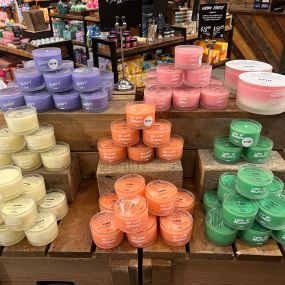 All candles are now in stock!