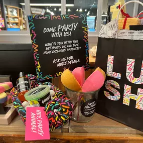 Book a private party ! Get hands on and make your own product from scratch. Party host and every guest receive exclusive goodies to take home!