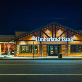 Timberland Bank in Downtown Aberdeen at Night