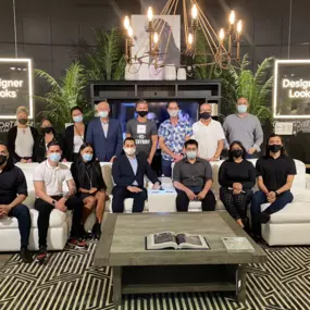 Bild von Designer Looks Furniture - CLOSED