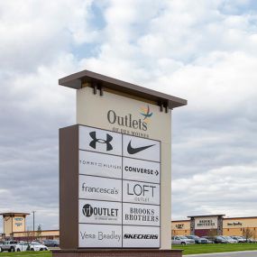 Entrance to Outlets of Des Moines