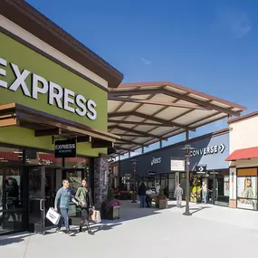 Express at Outlets of Des Moines