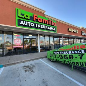 Bild von La Familia Auto Insurance & Tax Services