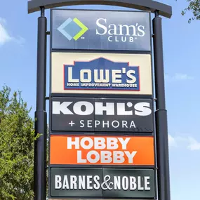 Local shopping and Sams Club near Camden La Frontera