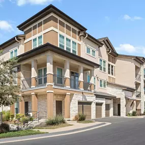 Townhome exterior at Camden La Frontera