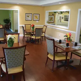 Traditional Dining Room