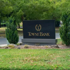 TowneBank Southpark Banking office in Charlotte, NC