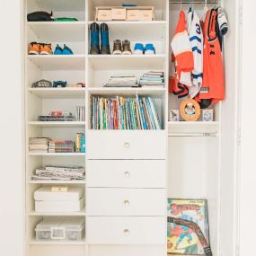 Maximize your kids closet storage space. Reach out to Tailored Living of Central Oregon and one of our designers will work with you to provide tips, ideas, and solutions.