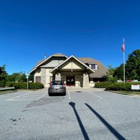 Come visit the First Bank Fletcher branch on Hendersonville Road. Your local team will provide expert financial advice, flexible rates, business solutions, and convenient mobile options.