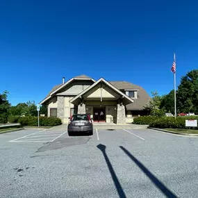 Come visit the First Bank Fletcher branch on Hendersonville Road. Your local team will provide expert financial advice, flexible rates, business solutions, and convenient mobile options.