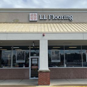 LL Flooring #1288 Somersworth | 200 Tri City Plaza | Storefront