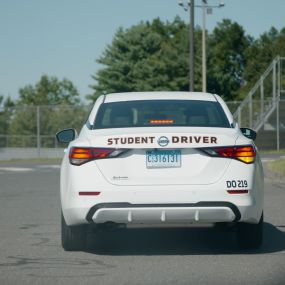 Bild von The Next Street - Torrington Driving School