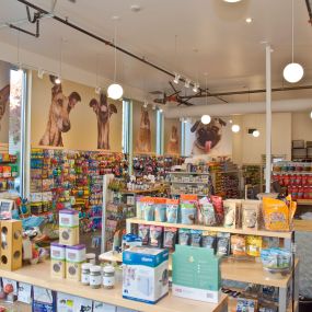 Do you need travel products for your pets? The Filling Station Pet Supplies will deliver everything from food and supplements to treats, clothing, bedding and travel gear to keep your animals happy and healthy while on the journey.