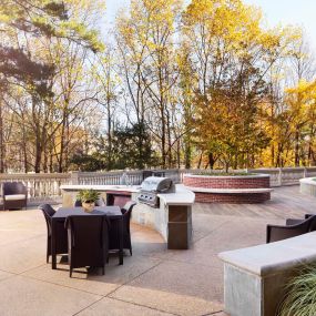 Barbeque and outdoor dining area at the towers