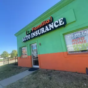 Bild von La Familia Auto Insurance