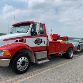 Heavy duty towing made easy! Call today!
