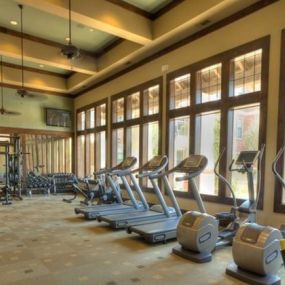 Achieve Body Goals With Our Fitness Center