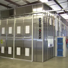 QFlo Closed Door Powder Coating Spray Booth at Parker Ionics