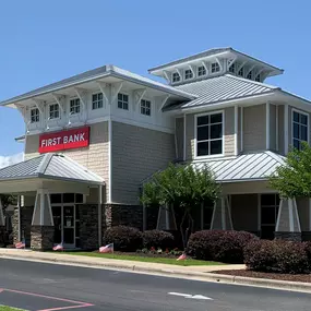 Come visit the First Bank Shallotte branch on Whiteville Road. Your local team will provide expert financial advice, flexible rates, business solutions, and convenient mobile options.