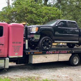 Call Now for Towing Services!
