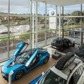 Stratstone BMW Leeds