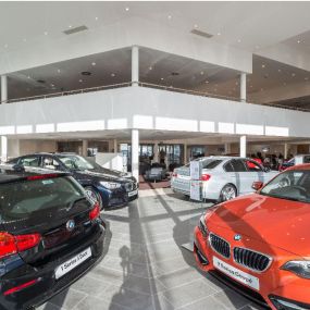 Stratstone BMW Leeds