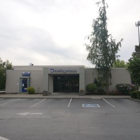Lynnwood Banking Center