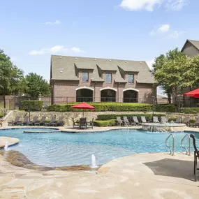 Swimming pool with sundeck and outdoor dining