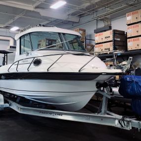 Reflex Reefrunner offshore fishing and leisure boat with outboard for sale.