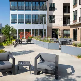 Sculpture courtyard with Rhino sculpture and lounge seating