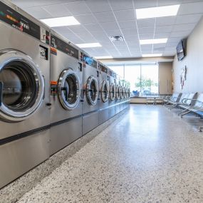 Bild von So Fresh N So Clean Laundromat