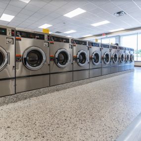 Bild von So Fresh N So Clean Laundromat
