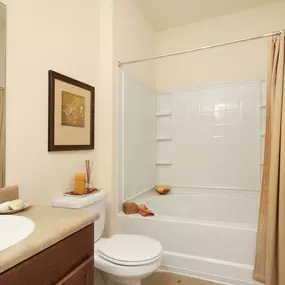 Bild von Tuscan Heights Apartments