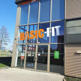 Basic-Fit Utrecht Middenwetering 24/7 - entree