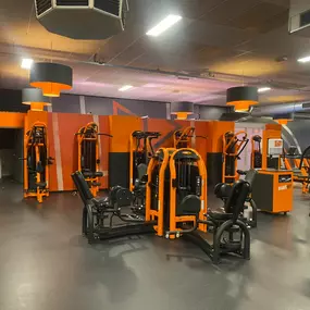 Basic-Fit Spijkenisse A.M. de Jongstraat 24/7 - strength zone