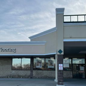 LL Flooring #1284 Middletown | 400 Route 211 E | Storefront