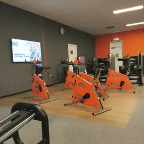 Basic-Fit Hengelo Lansinkesweg 24/7 - virtual cycling