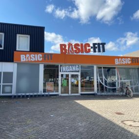 Basic-Fit Nieuwegein Graaf Florisweg - entree